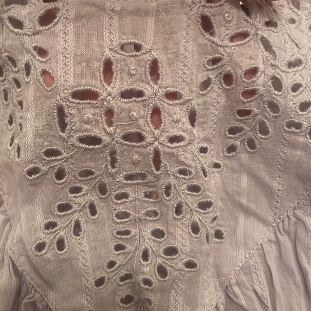 UNIVERSAL THREAD PURPLE RUFFLE SLEEVE BLOUSE large - Picture 4 of 8